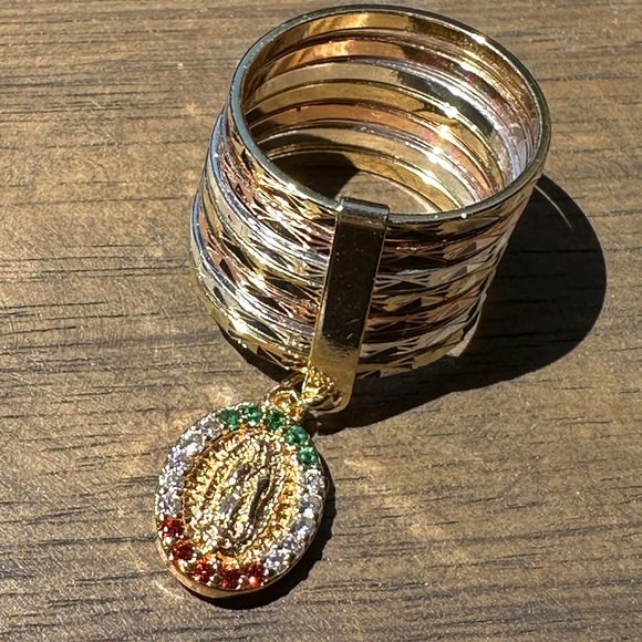 Virgen Guadalupe Semanario Woman Ring Gold Layered/ Oro Laminado NWOT - Picture 7 of 9